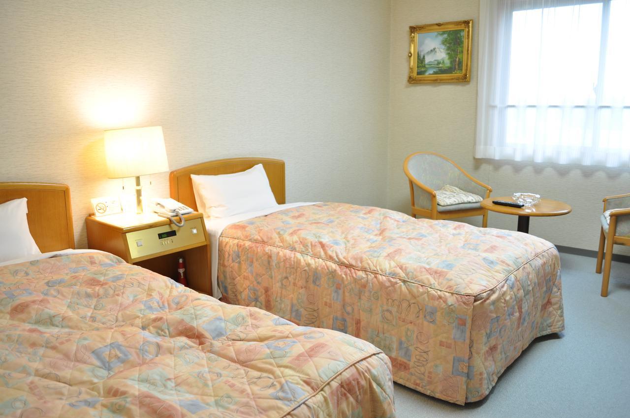 Kobushi No Yu Atsuma Hotel Екстериор снимка