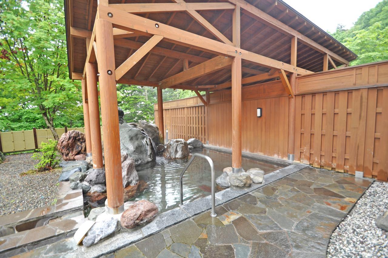 Kobushi No Yu Atsuma Hotel Екстериор снимка