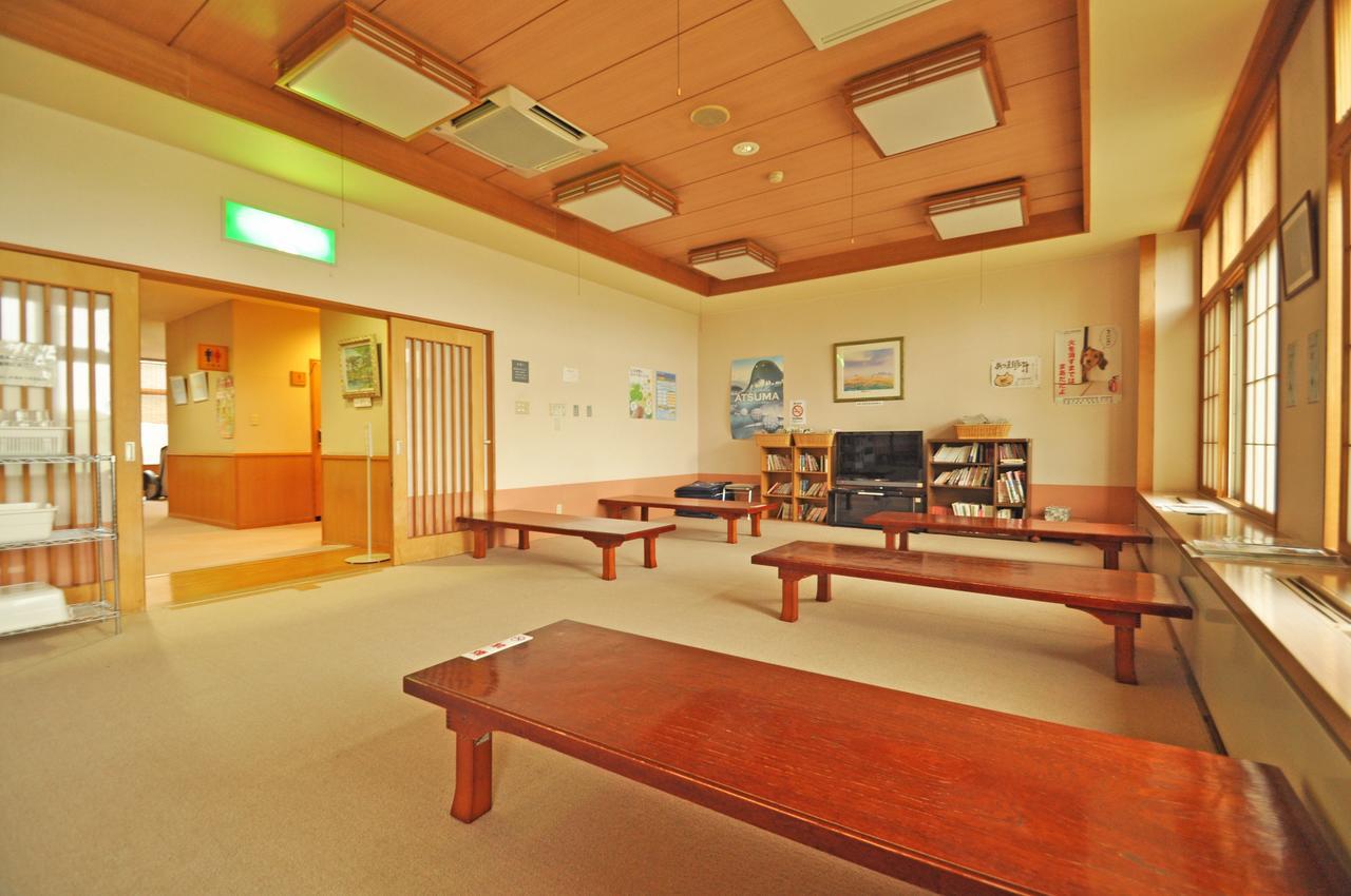 Kobushi No Yu Atsuma Hotel Екстериор снимка