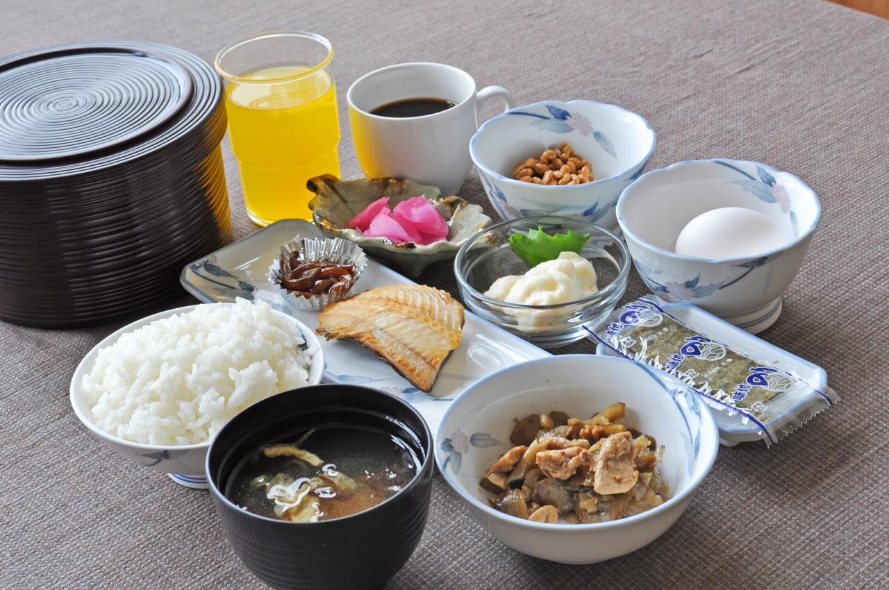 Kobushi No Yu Atsuma Hotel Екстериор снимка